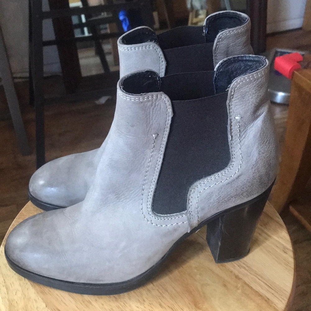 NWT Lavorazione Artigianale Genuine Leather Boots